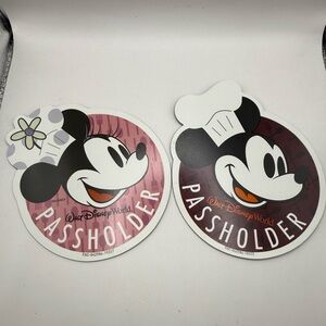 Authentic Walt Disney Chef Mickey & Minnie Annual Passholder Magnet (2) Lot